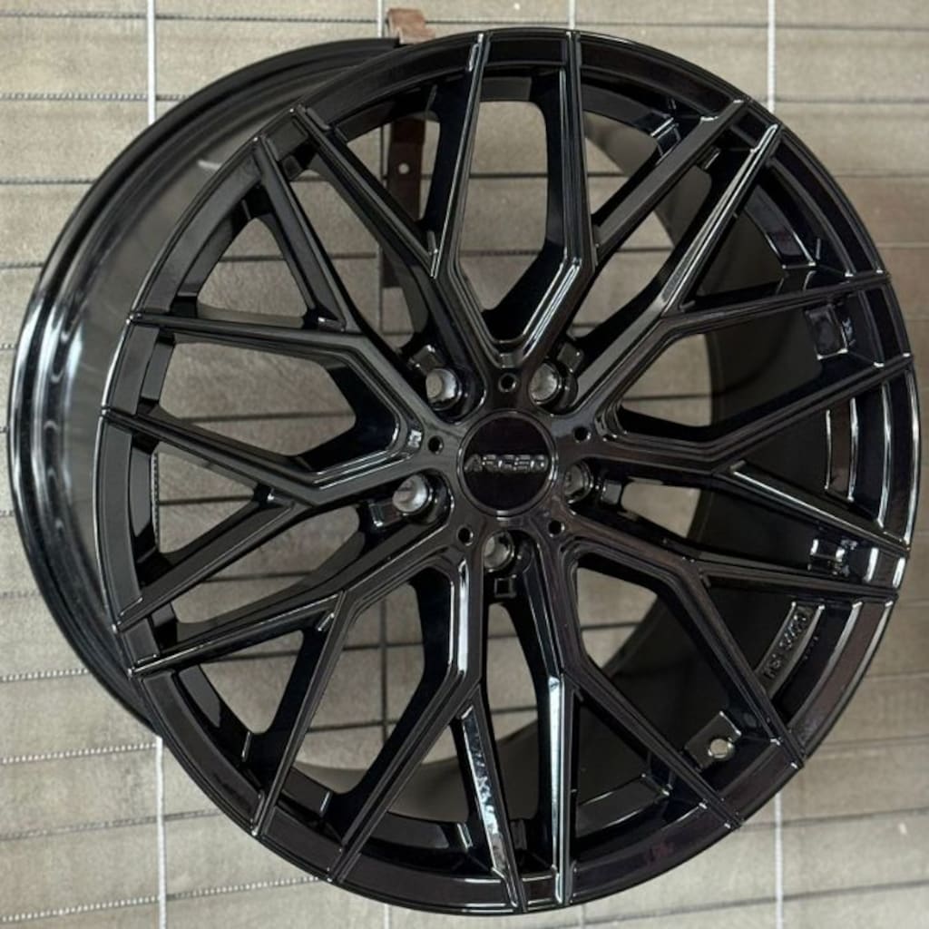 5*120*18*9.0 ET37 CH72.6 GLOSS BLACK ARCEO VALENCİA - 2
