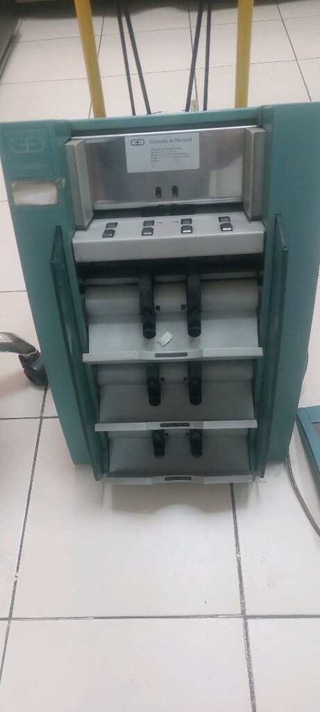 para sayma makinesi - 2