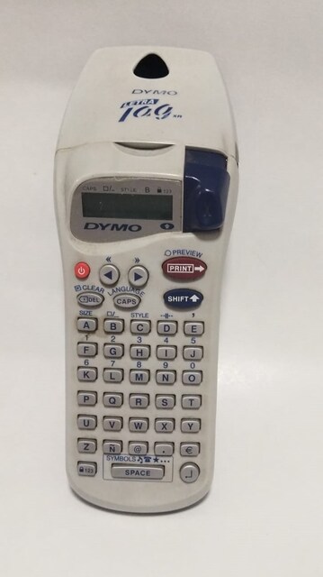 ELEKTRONİK ETİKETLEME MAKİNASI Dymo