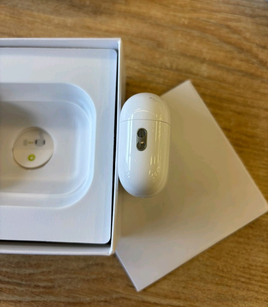 Apple AirPods 2 Pro - 7