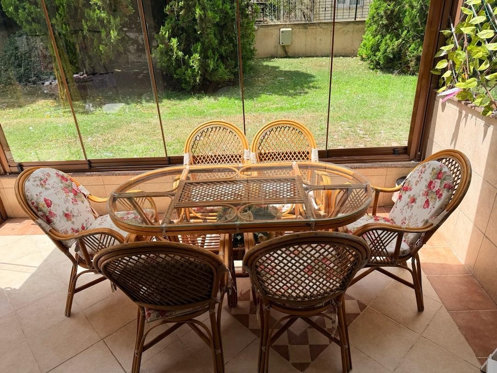 Zamansız ve Şık Orijinal Bambu (Rattan) Yemek Masa Takımı – 6 Kişilik - 5