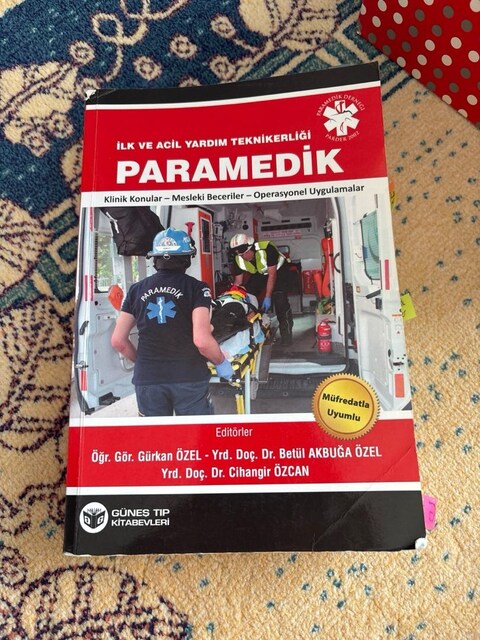 paramedik ders kitabı