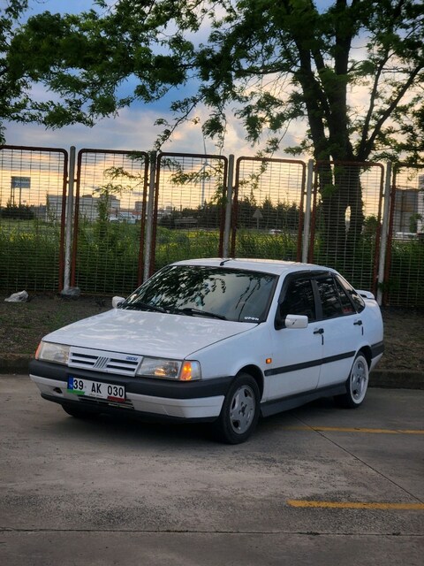 Fiat TEMPRA
