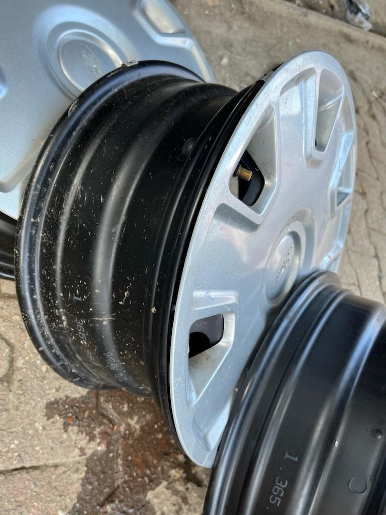 ford jantı 15x6 - 6