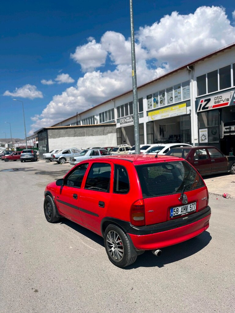 2000 model düşük km temiz aile aracı korsa b kilimali 1.4 16walf gls - 6