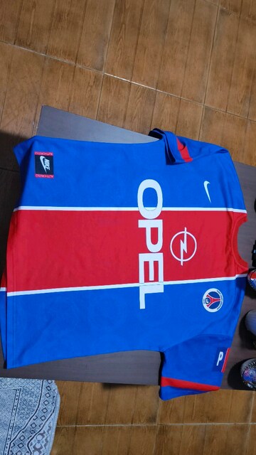 #Nike Paris SNT.Germain tshirt formaBir koltuk altı uçtan diğer uca ya