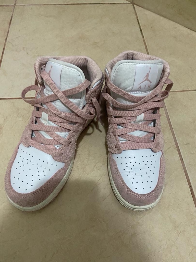 Nike Air Jordan 1 mid se