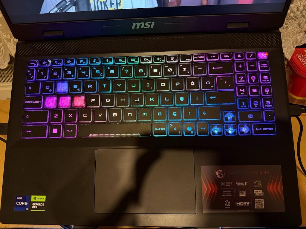 MSI SWORD İNTEL CORE İ9 14900 HX 32 GB RAM 1 TB SSD RTX 4070 16 İNÇ - 4