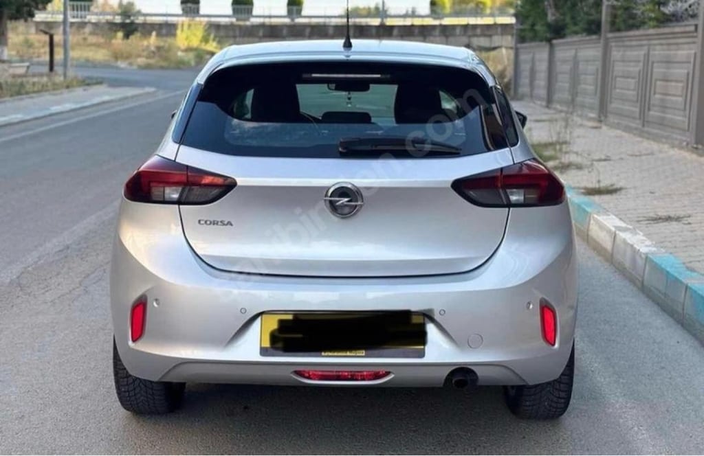 Opel Corsa 2023 model 1.2 T Edition bayandan - 2