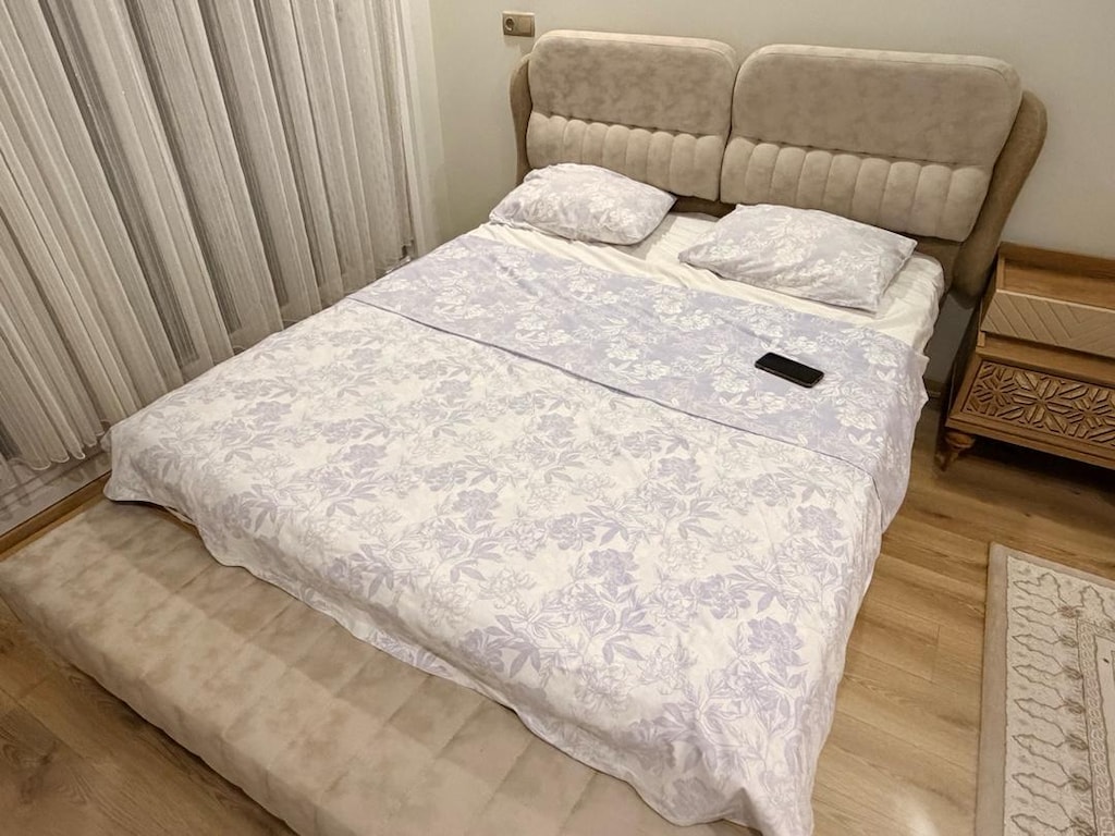 Tasarım Yatak Odası Takımı – Çok Temiz Durumda - 4