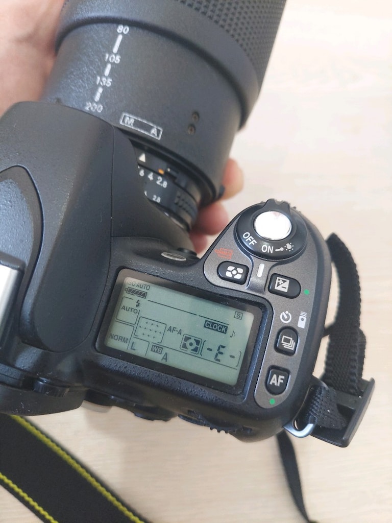 Nikon d80 Nikon AF 80-200mm f2.8D Lens.Temiz 7k şhutter - 2