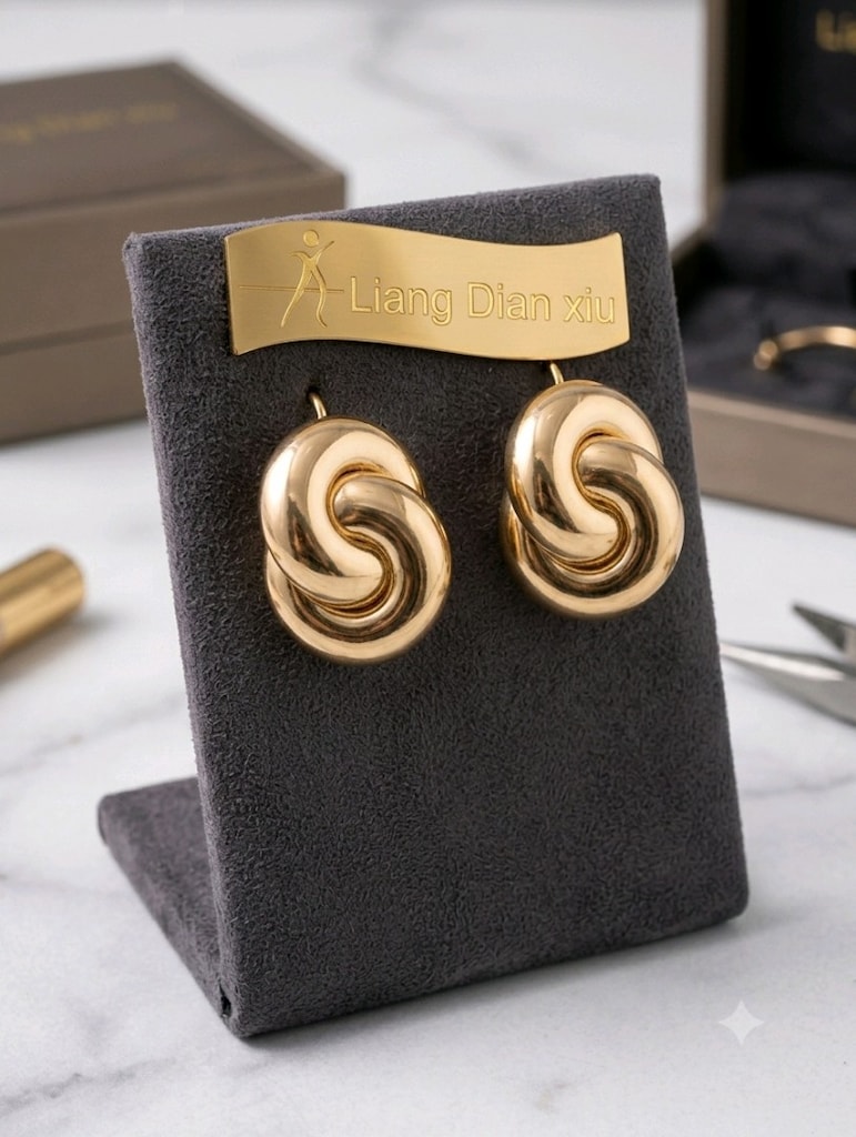 Vintage Gold Burgu Düğüm Küpe – Zamansız Şıklık & Trend Tasarım - 3