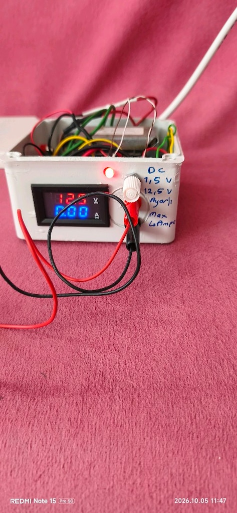 ayarlı1.5 12.5volt mak.3amper göstergeli mini adaptör 900tl - 7