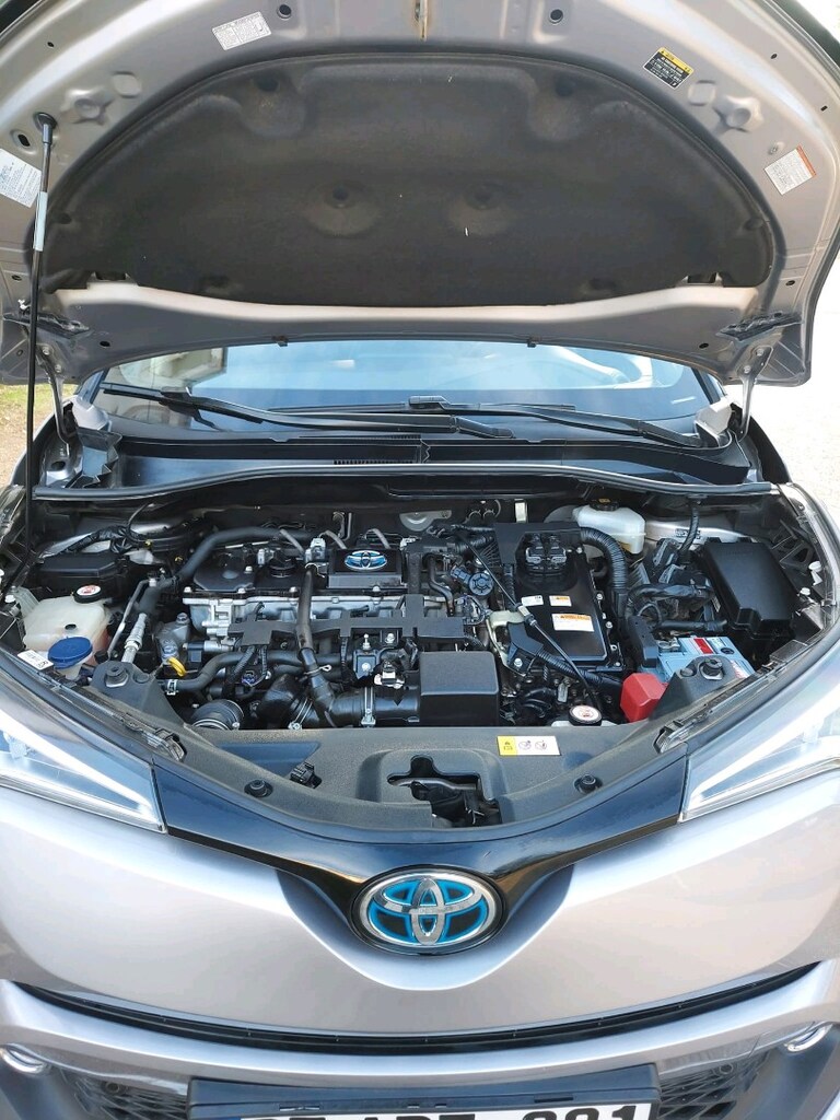 TOYOTA CHR HYBRID DIAMOND 2018 - 9