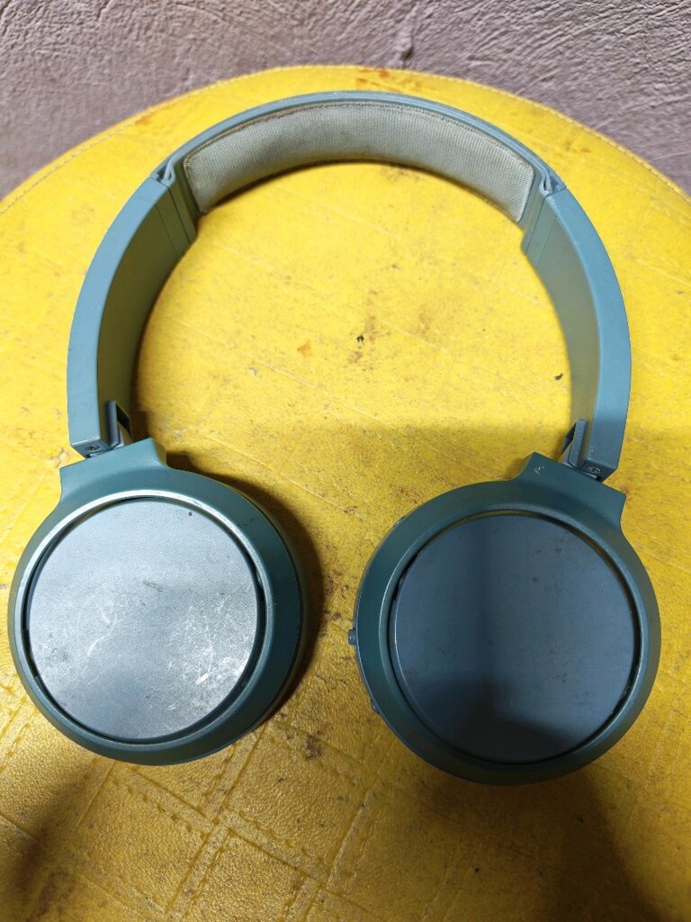 1 JBL 2 Philips Bluetooth kulaklık pedlerinden yok çalışıyor - 3