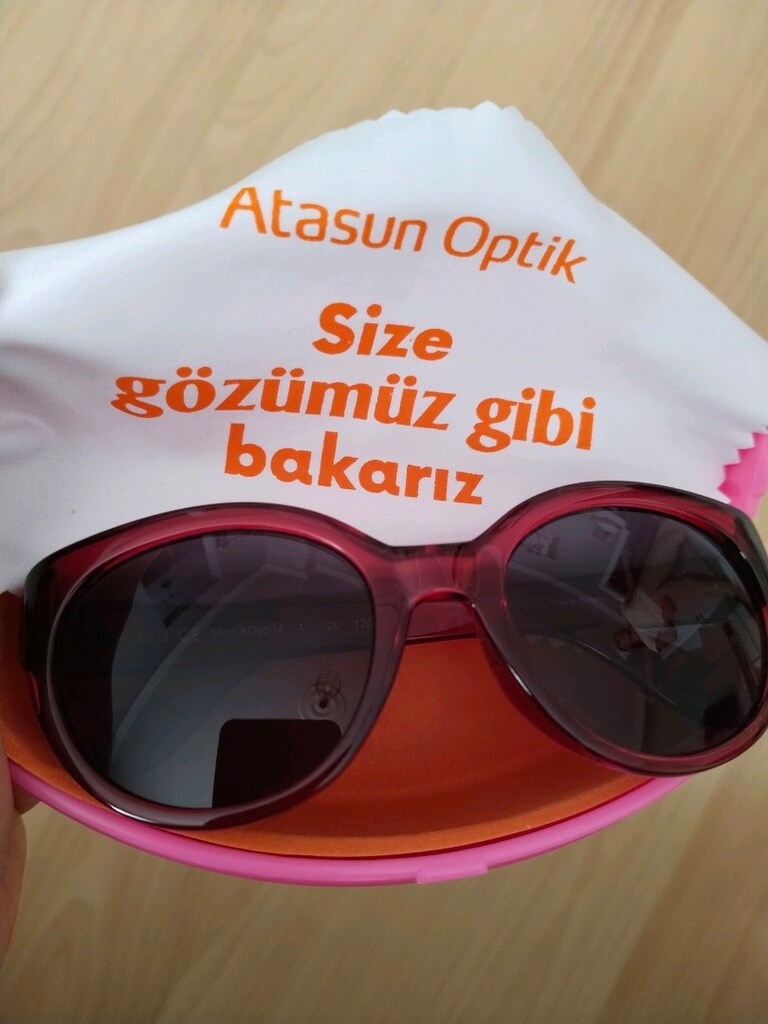Kız çocuk güneş gözlüğü