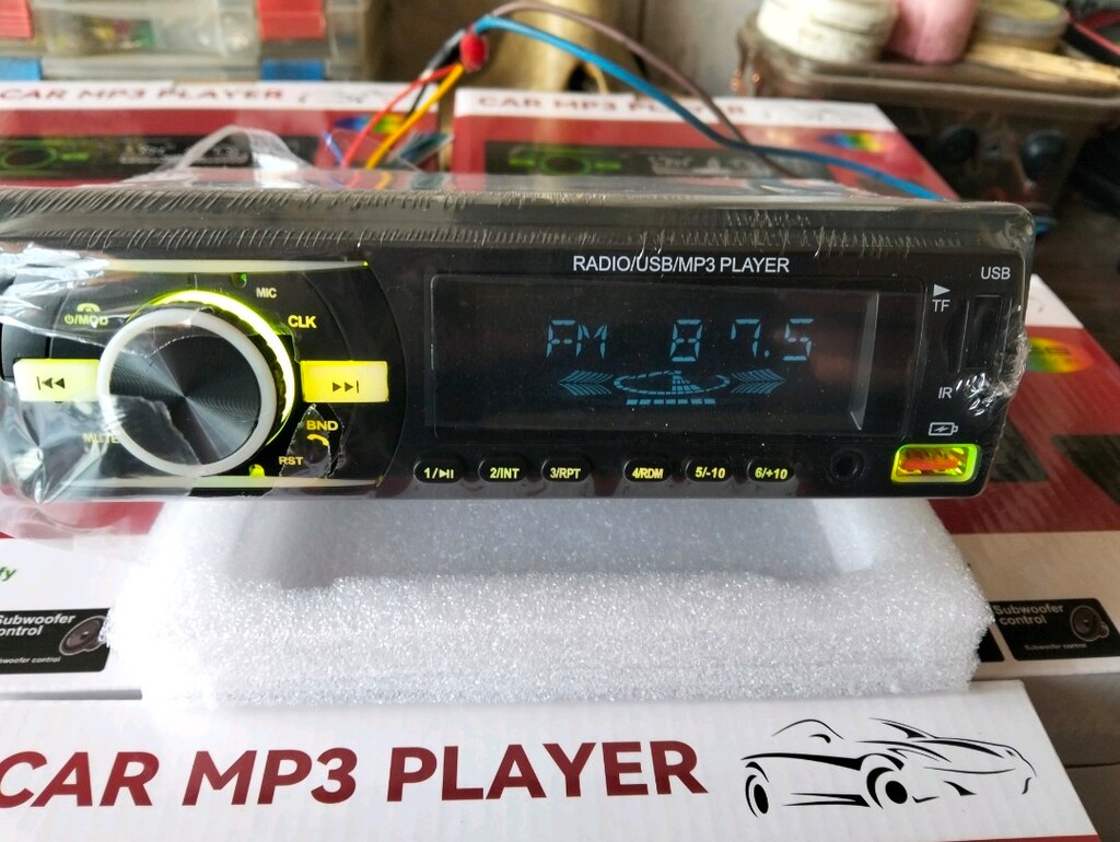 oto teyip montaj bağlantı dahil usb bulututh aux 2 amfi çıkış RGB isik - 5