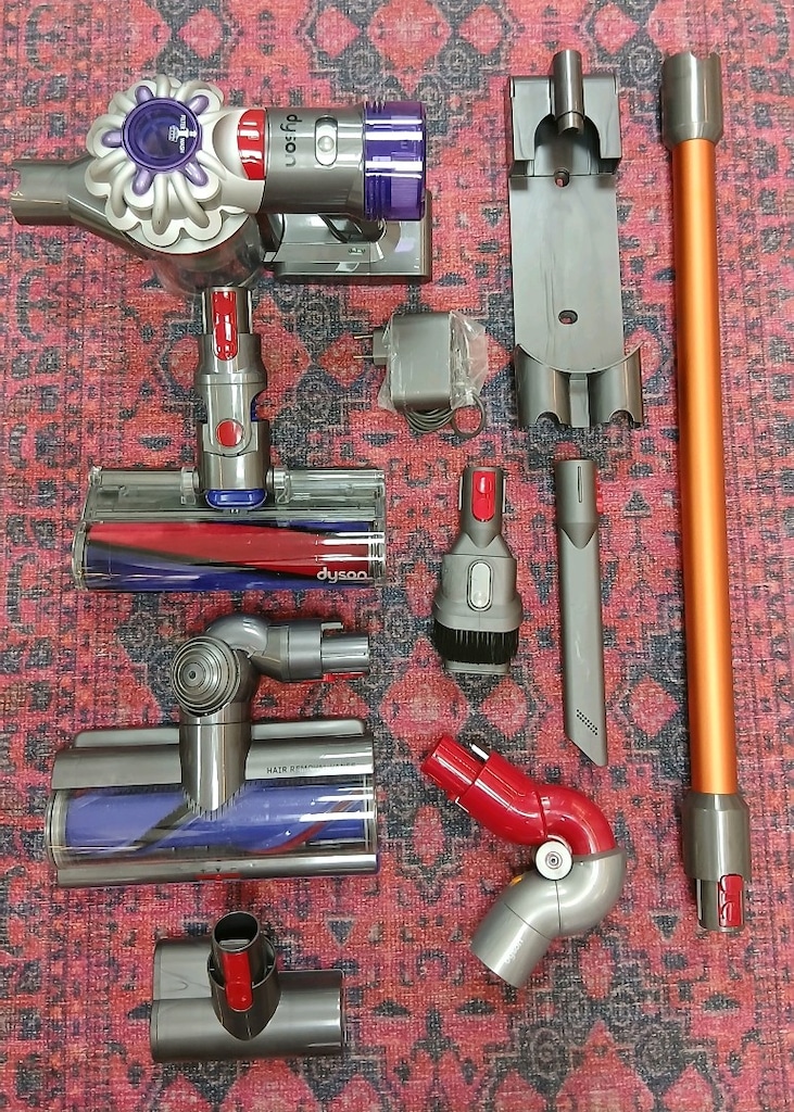 Dyson V8 Orijinal Full Set Garantili Teşhir (Outlet) Şarjlı Süpürge - 4