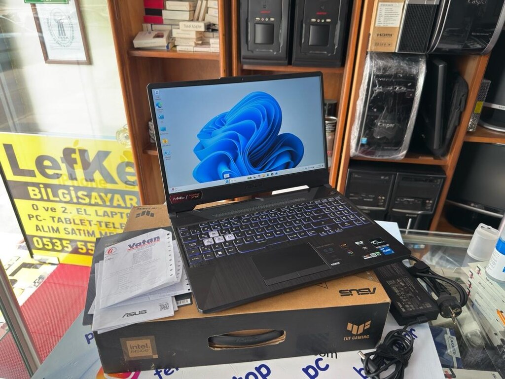 ASUS TUF F15 İ5 11400H 16/512/RTX 3050 OYUN CANAVARI - 15