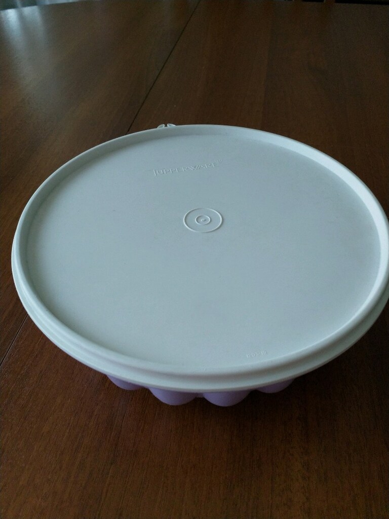 Tupperware kek saklama kabı, yeni. - 2