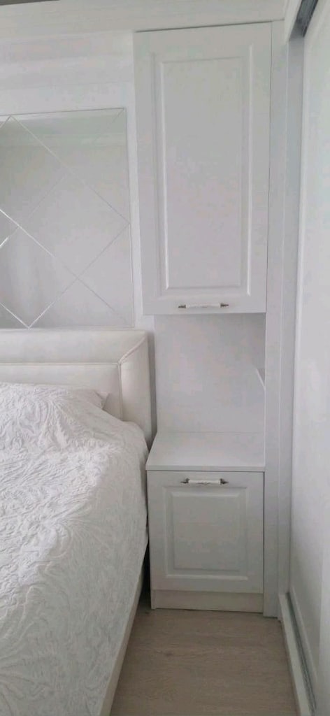 Özel yapım duvara monte komidin ve gardrop - 2
