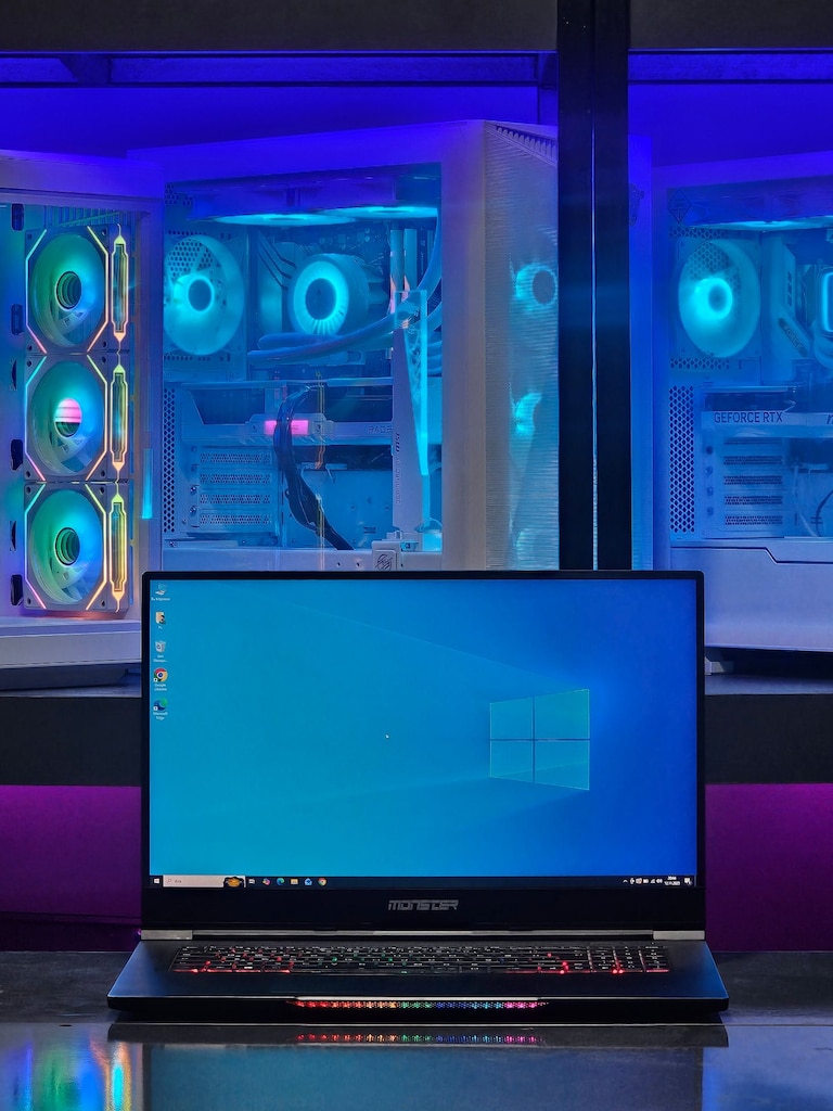 Monster - I5 13500H - RTX 4050 6GB - 32GB RAM - 1TB M.2 SSD - 8