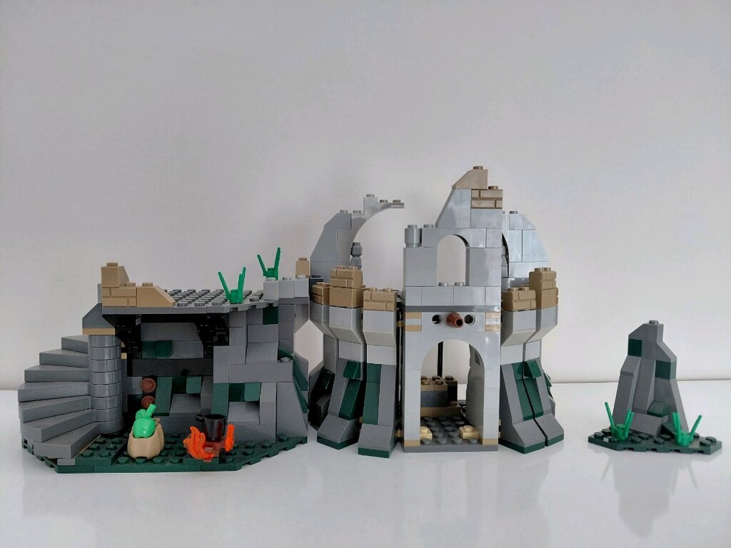 Lego Lord of the Rings 9472 Attack on the Weathertop - 3