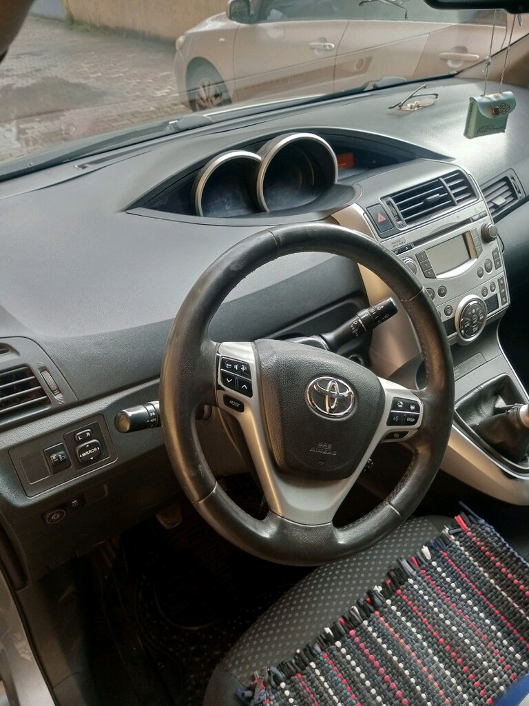 Toyota Verso elegant - 5