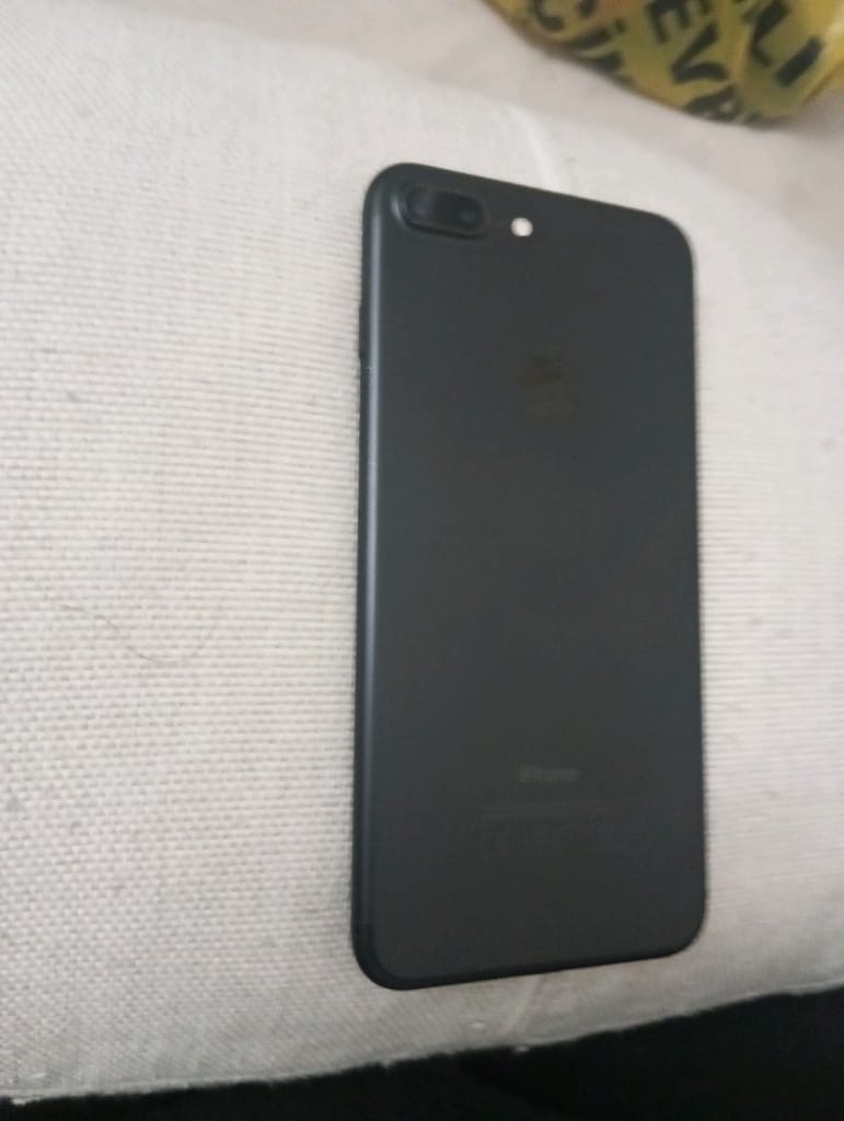 hatasız 7 plus 128 gb - 3