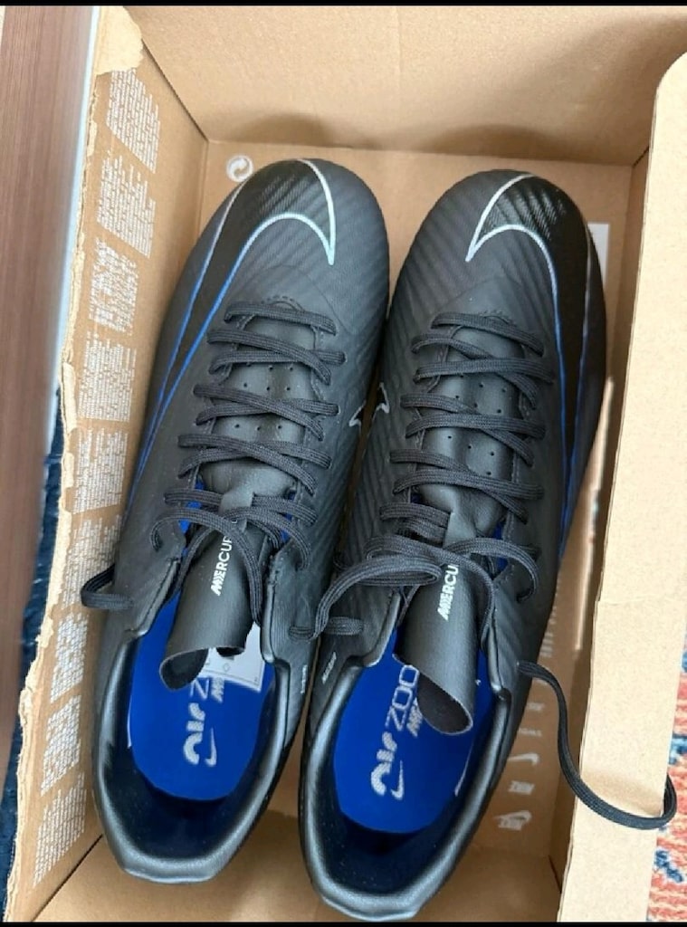 43 numara Nike orjinal krampon