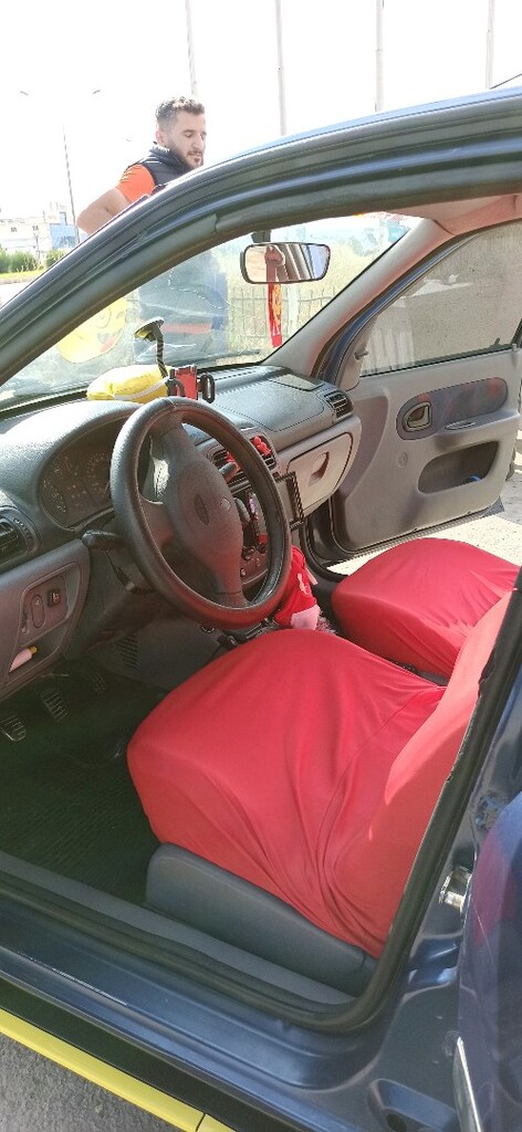 Renault Clio2 2001 model - 5