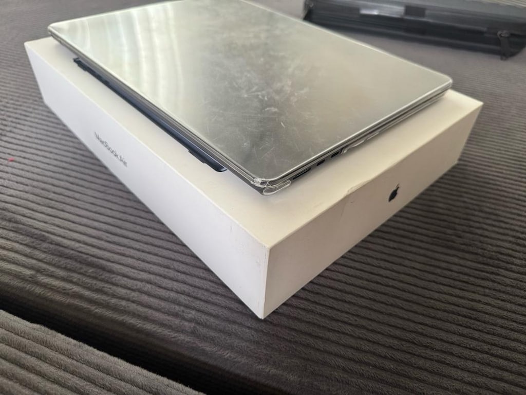 MACBOOK AİR SIFIRDAN FARKSIZ ÇİZİKSİZ - 4