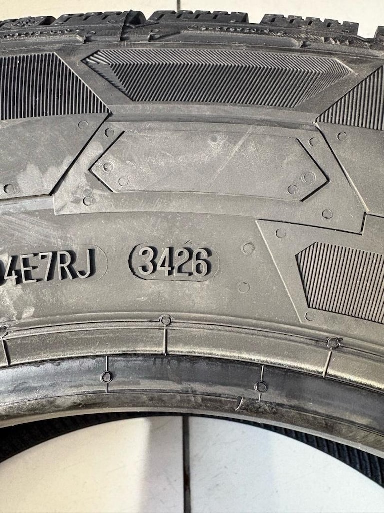 215/65R16 C Continental Kışlık - 3