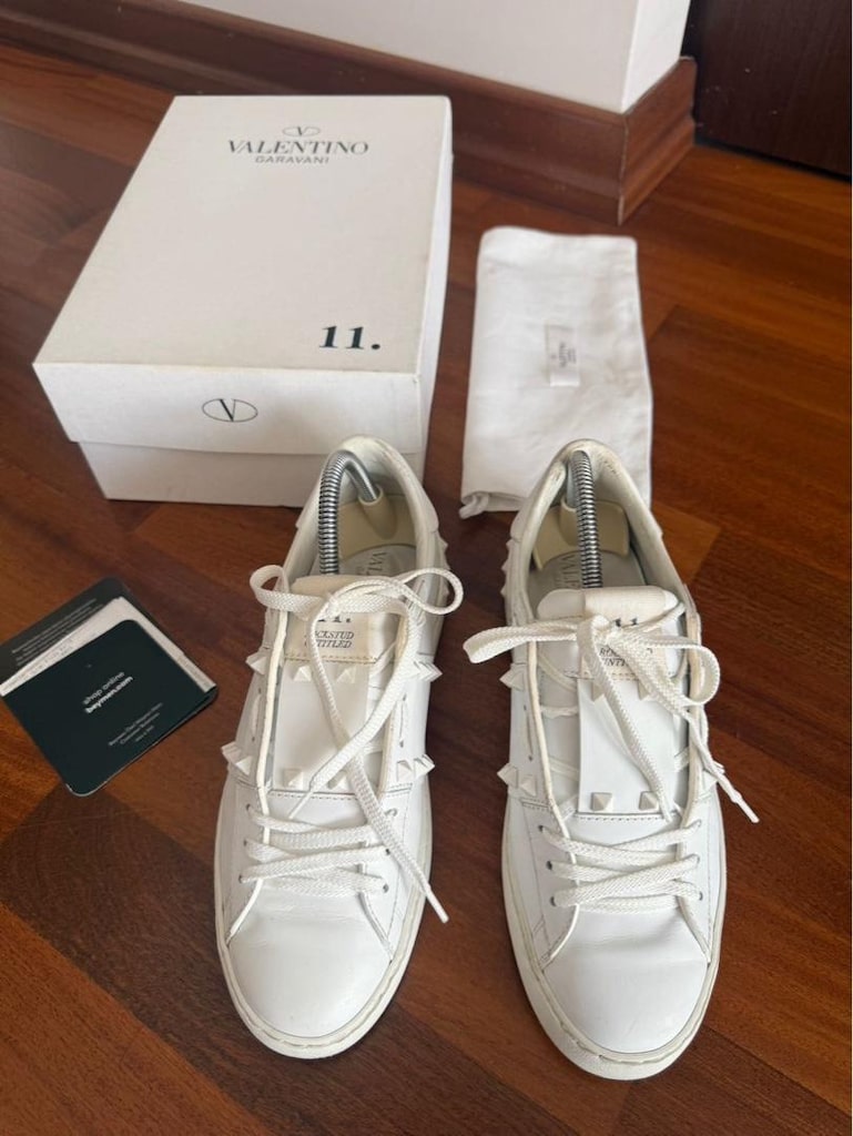Valentino Sneakers