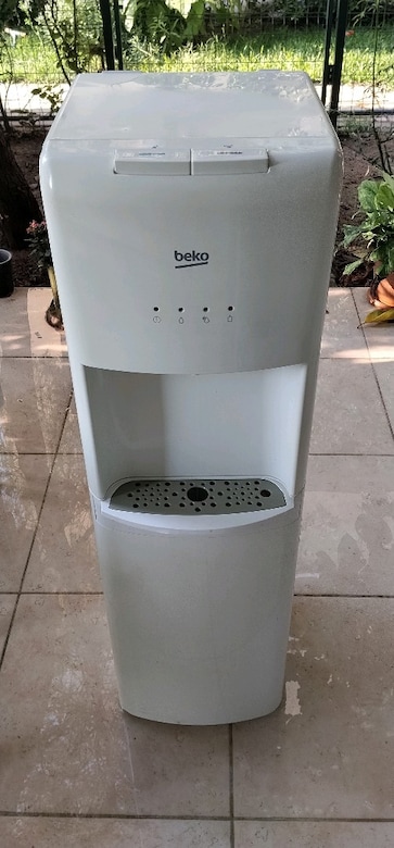 Su sebili gizli damacana bölümü süper sesiz led li beko bss 4601