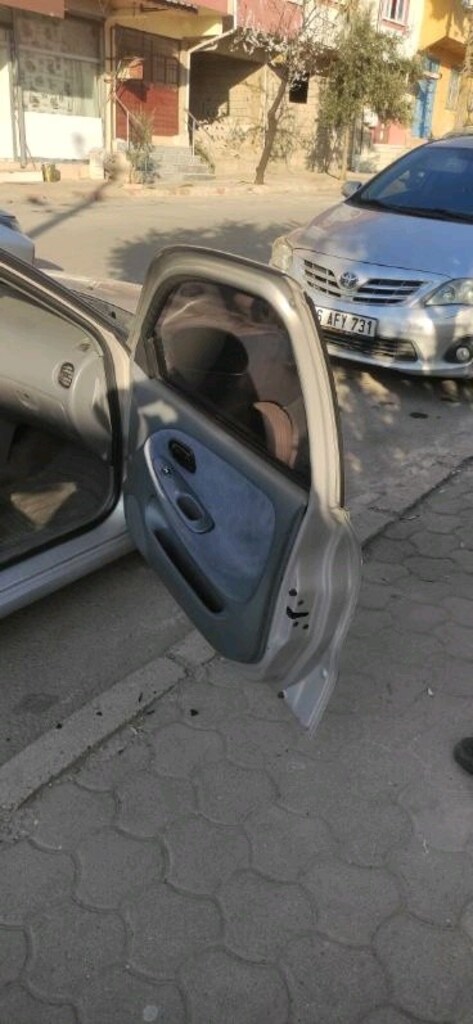 memurdan temiz 2001 model Hyundai Elantra 1.6 - 16