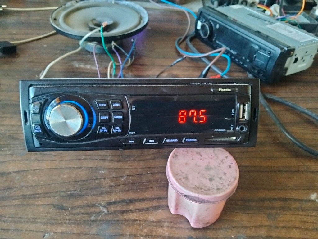 USB girişli amfi çıkışlı 2.el sorunsuz çalsan oto teyip bağlantı dahil - 5