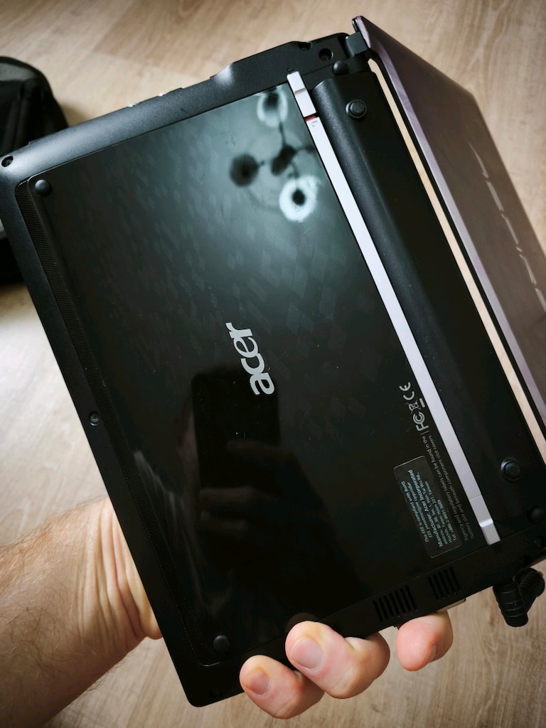 Acer Aspire One D260 Laptop netbook - 4