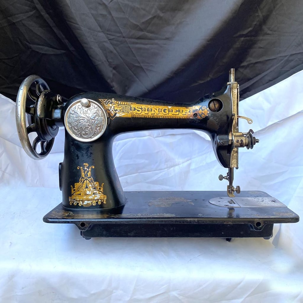 1924 İskoçya Singer 15K Sfenks Dikiş Makinesi