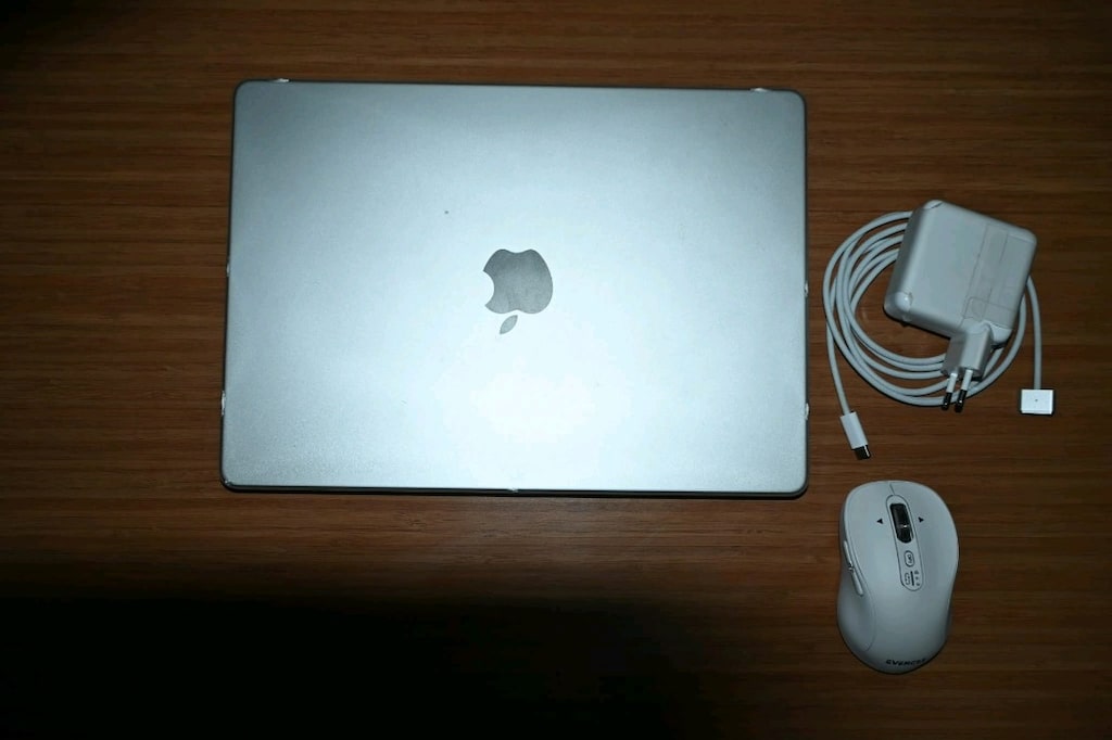 M5 PRO MACBOOK 14 inç - 2