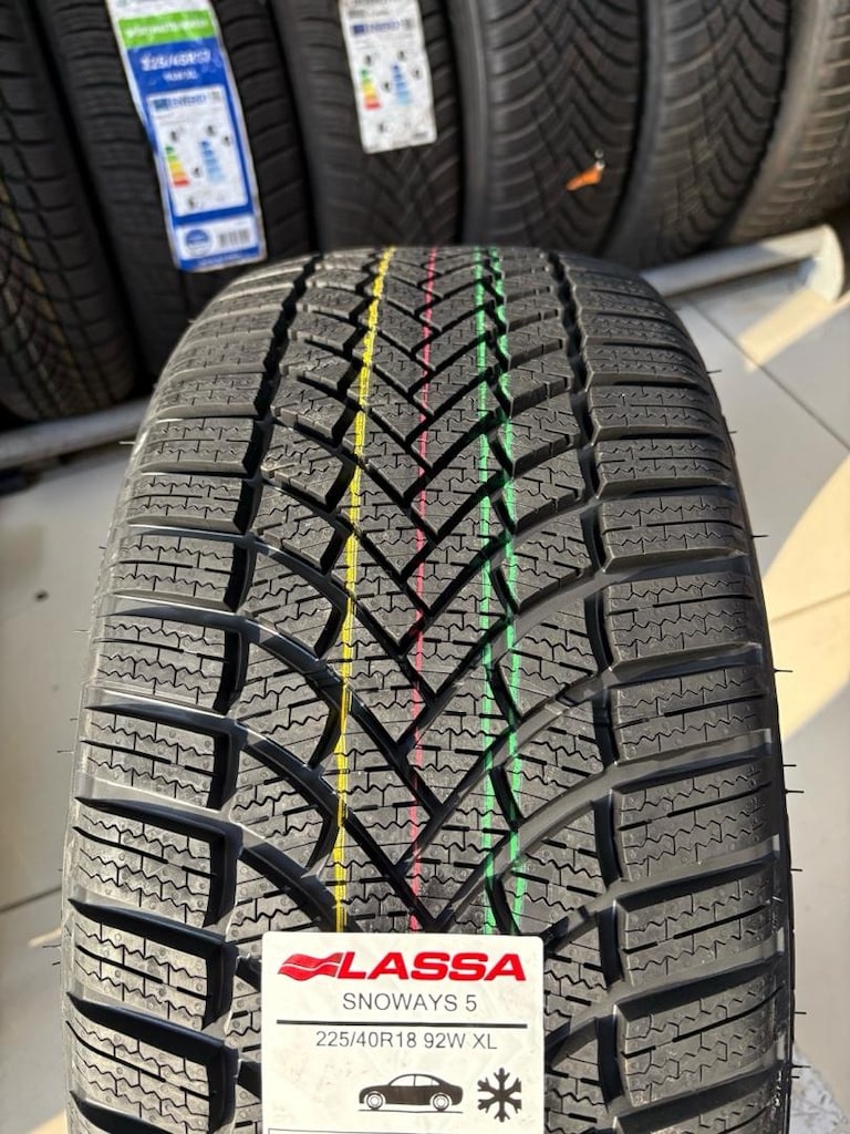225/40R18 XL Lassa Snoways 5 Kışlık - 2