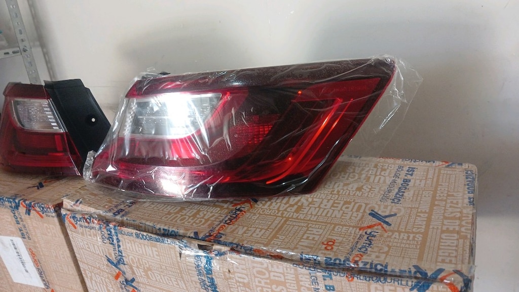 RENAULT MEGANE 4 SIFIR SAĞ SOL STOP ORJİNAL HATASIZ KARGO OLUR - 4