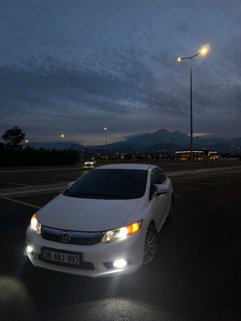 2014 model Civic FB 7 Eco premium hasar kayıtsız temiz bakımlı - 17