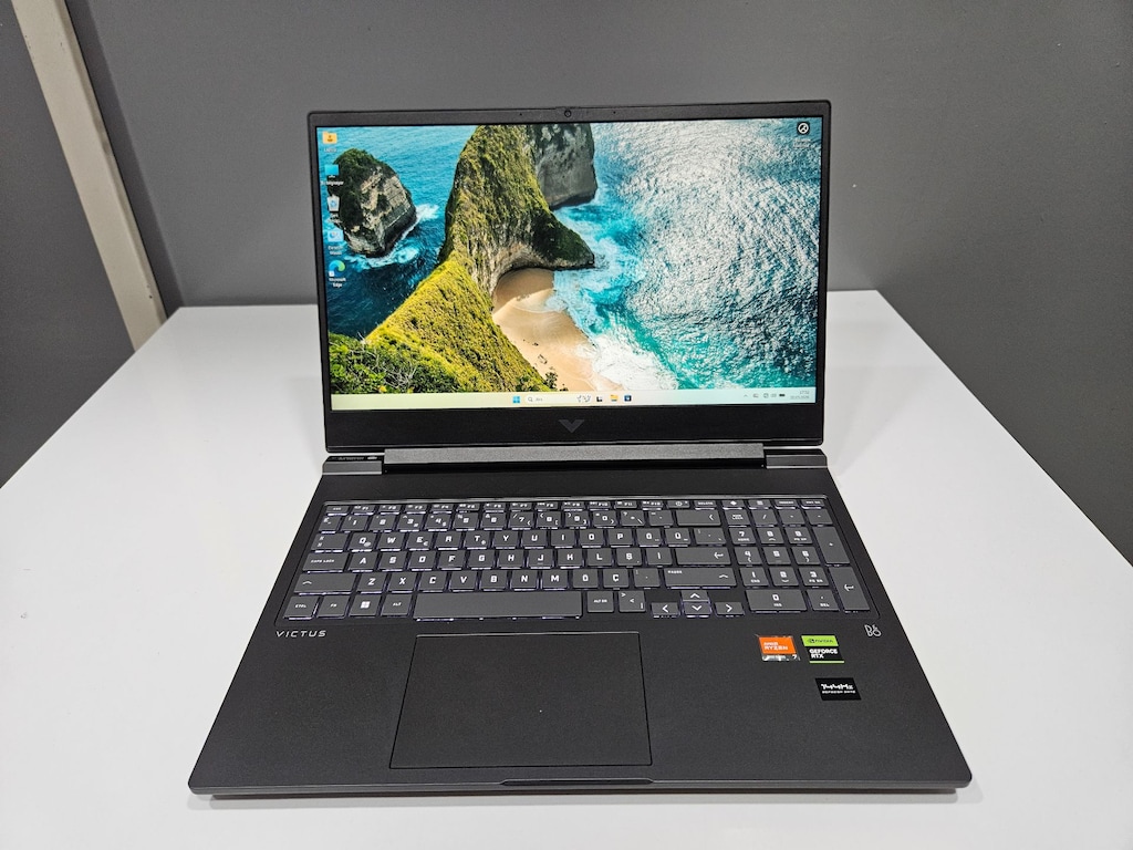 HP VİCTUS + RYZEN 7 7840HS + RTX 4070 8 GB + FATURALI GARANTİLİ - 2