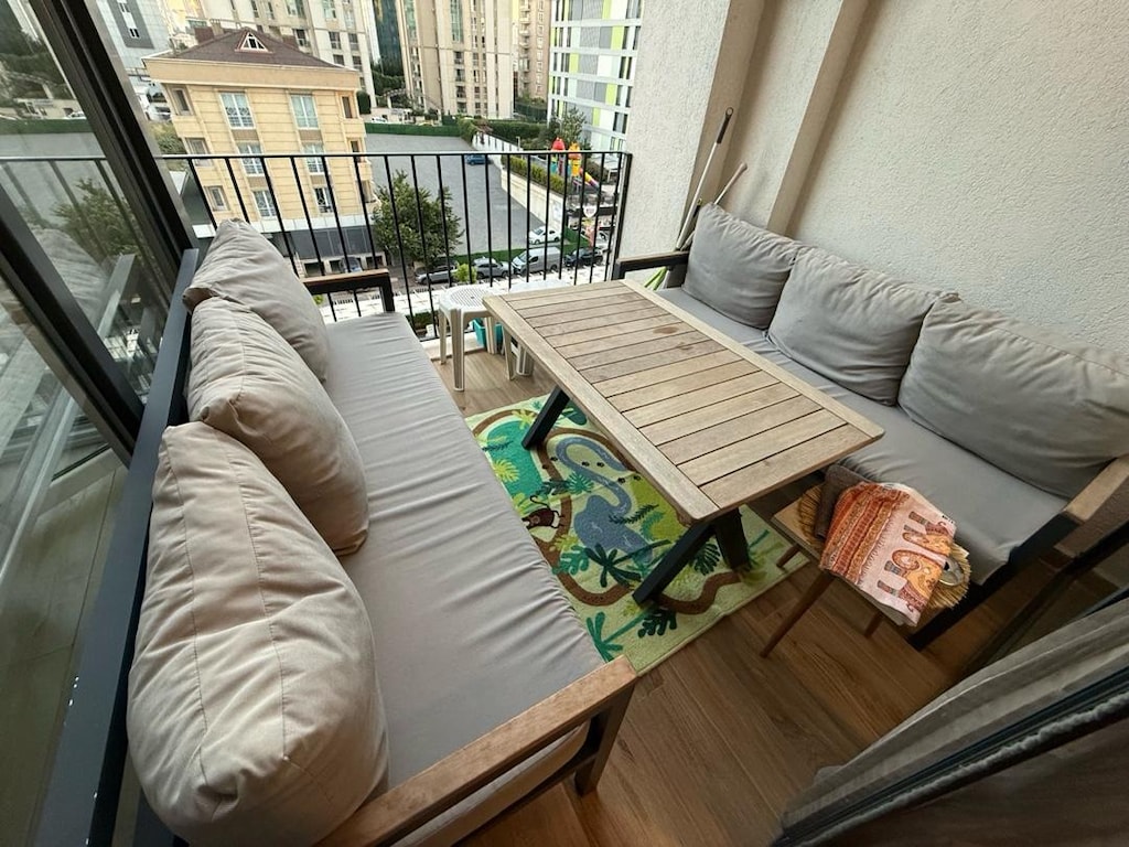 Balkon Mobilyası Özel Yapım