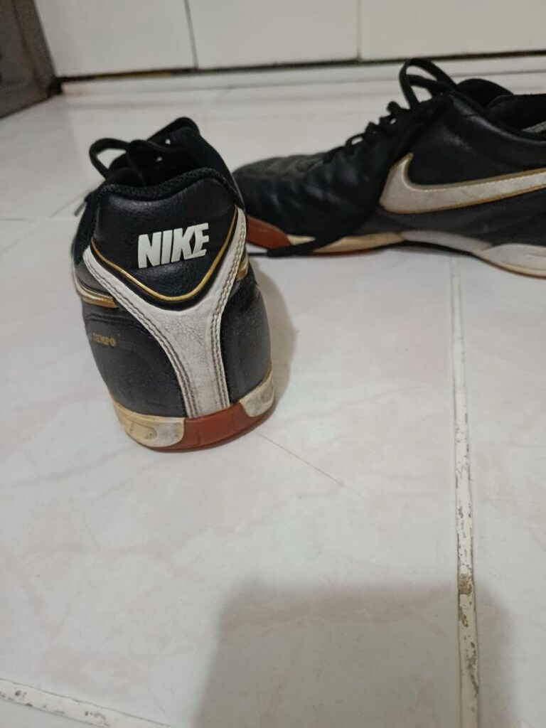 Nıke halı saha ayakkabısı
