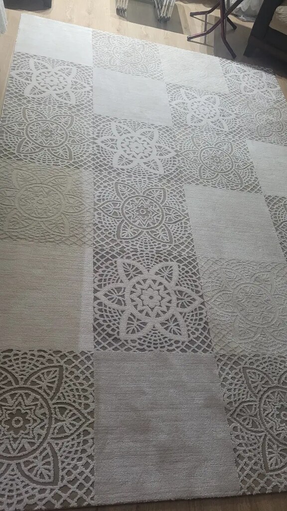 6 metre kare salon halısı yeni gibi temiz - 2