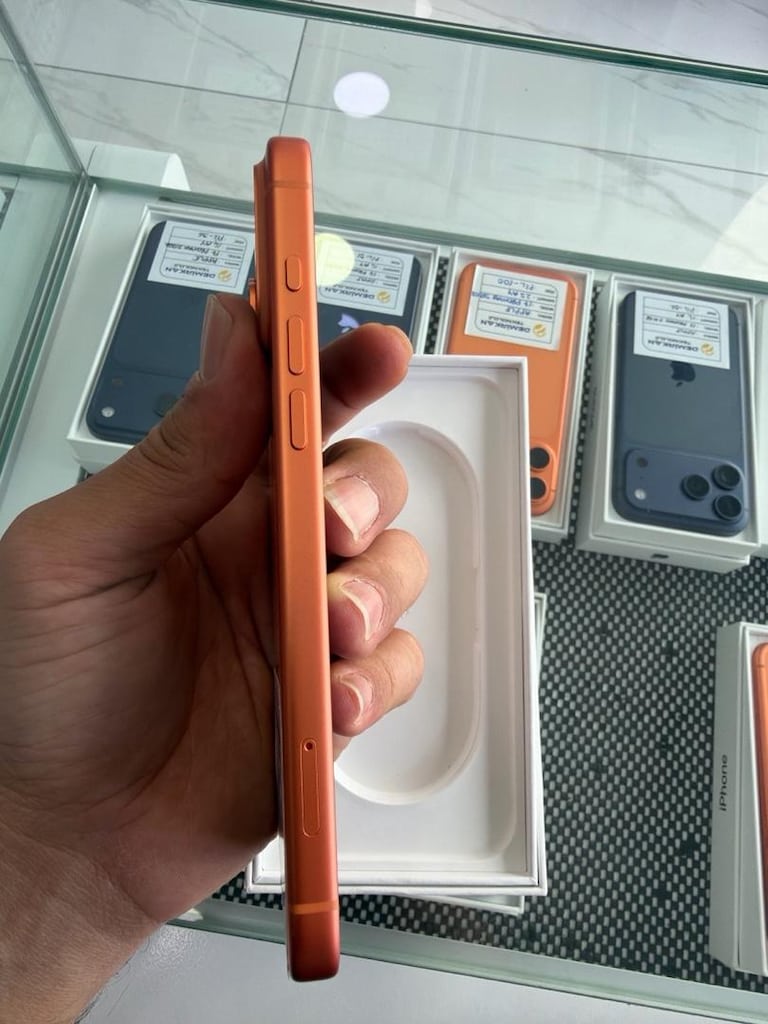 APPLE 17 PRO MAX 256 GB GARANTİLİ - 2
