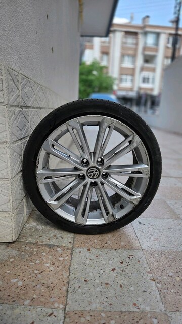Volkswagen Passat 18'lik jant