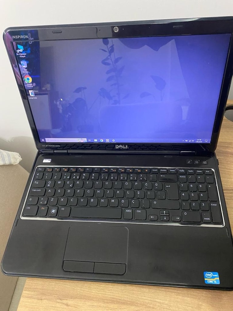Dell inspiron N5110 - 2